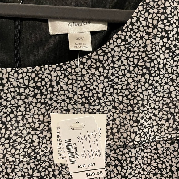 NWT CJBanks flapper style sleeveless dress black & white floral print. Size 20W - Picture 3 of 5